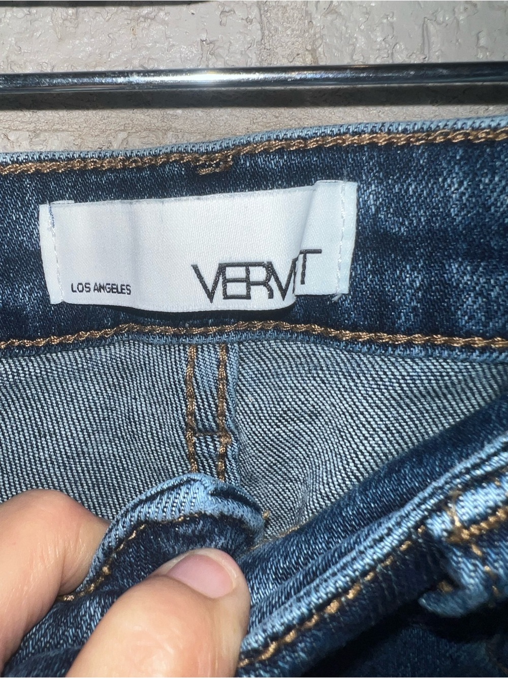 Vervet dark wash slim fit size 7/28 - Picture 6 of 10